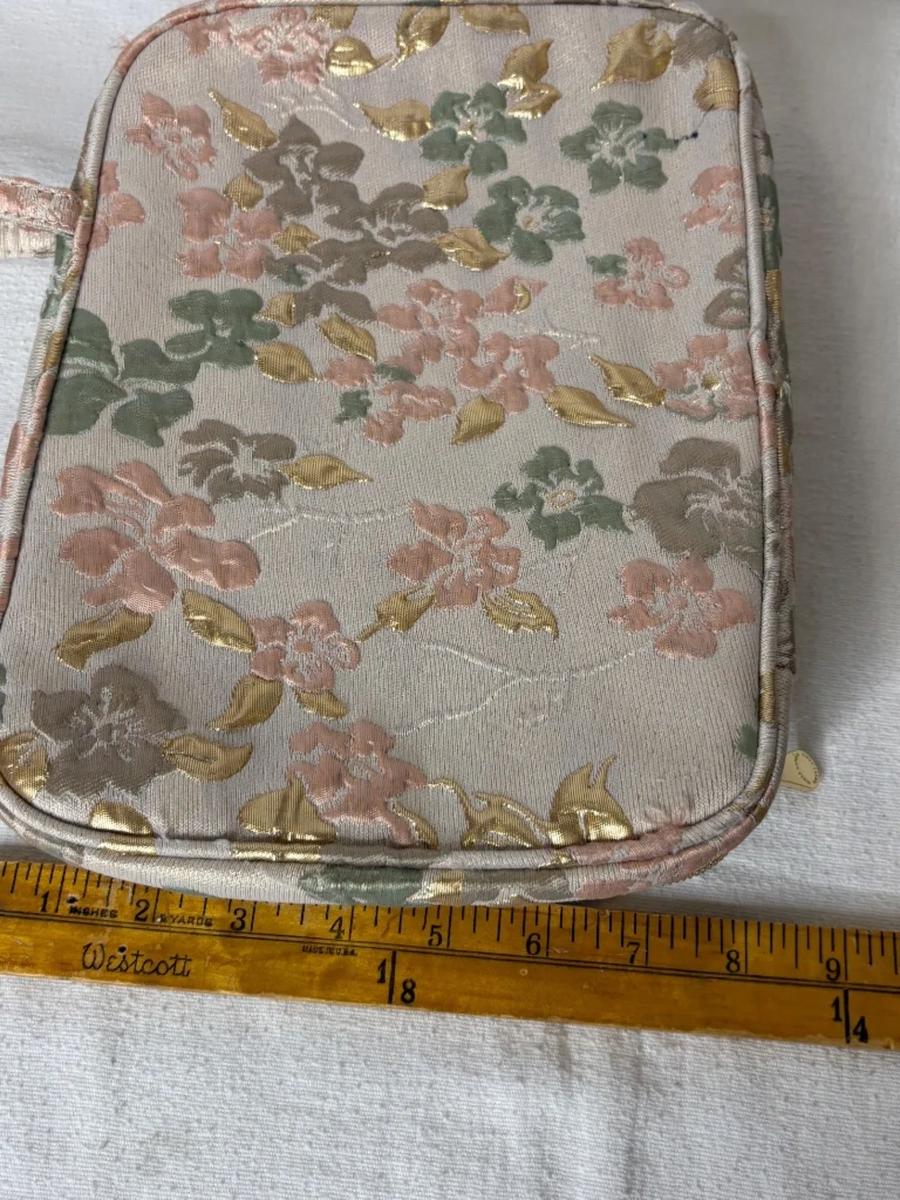 Vince Camuto Floral Gold Damask Cottagecore Zip Hanging Toiletry Case Makeup Bag